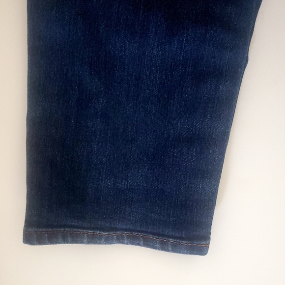 LOFT Curvy Soft Skinny Cropped Blue Jeans Pockets Festival Weekend Travel Comfy - Picture 4 of 7